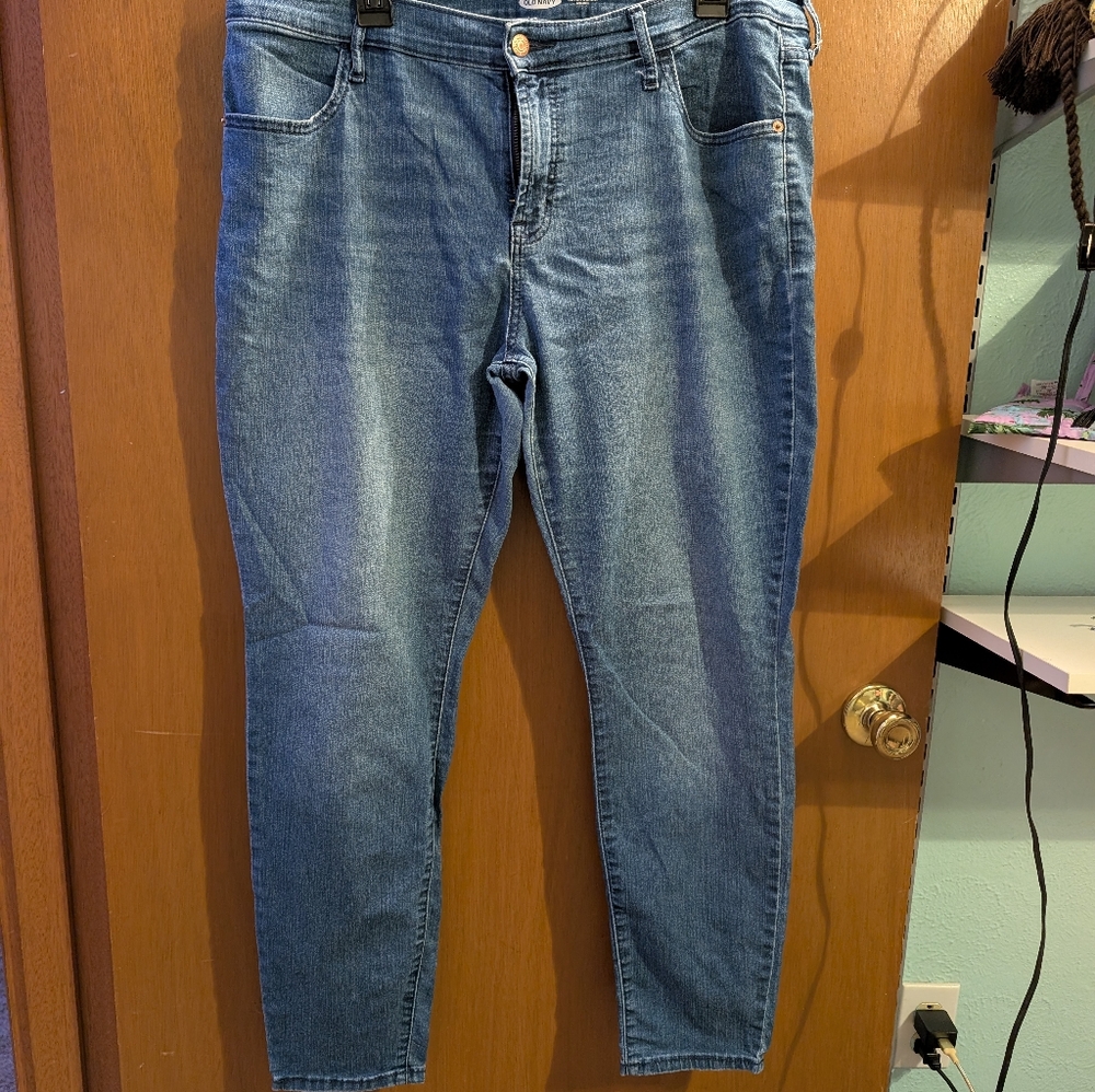 Jeans - Picture 3 of 4